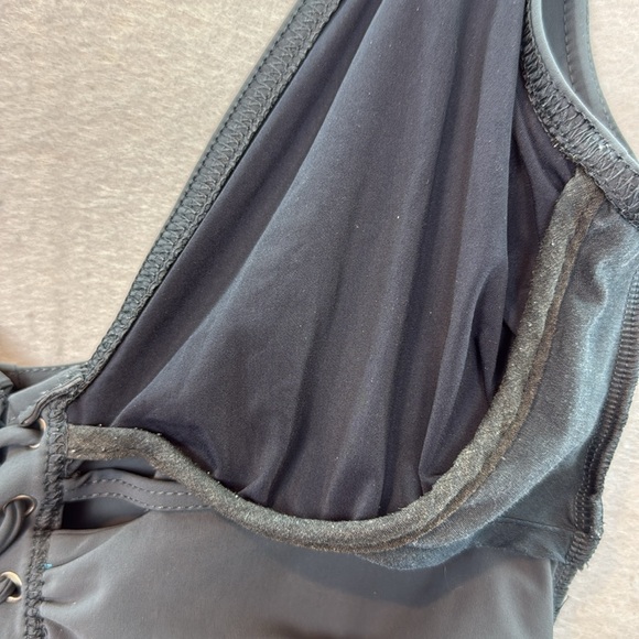 Karla Colletto - women’s one piece Gray Lace-Up front Swimsuit under wire SZ 4 - Picture 7 of 9